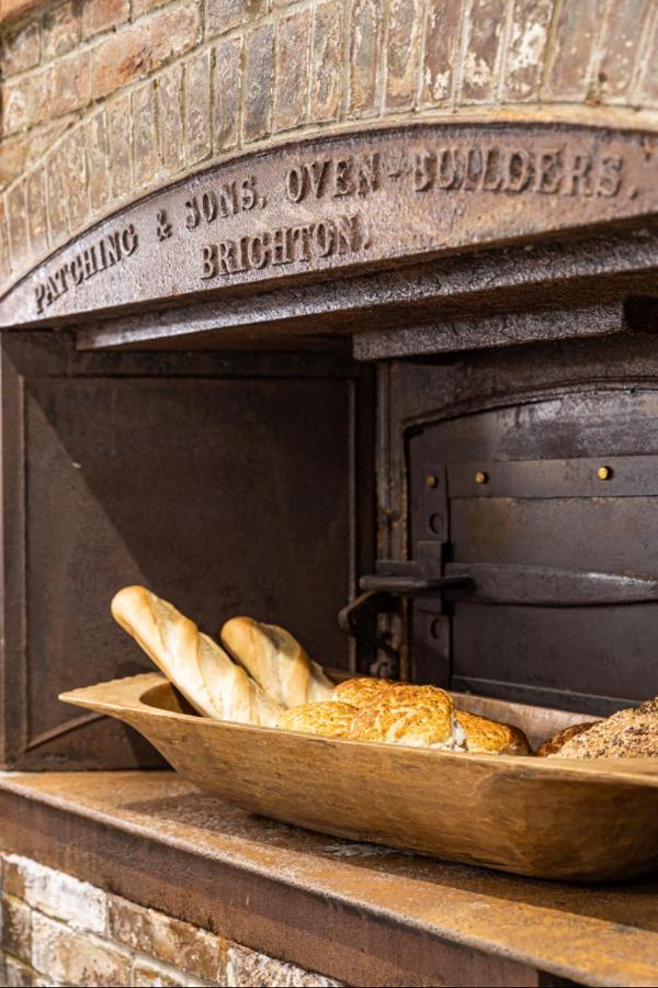 Appartamento The Bakery A Renovated Gem In Central Hove Esterno foto